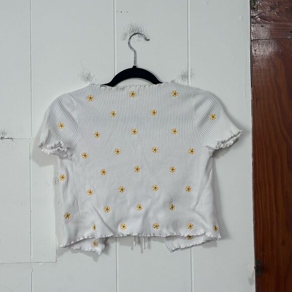 La Hearts White and Yellow Ribbed Daisy Tie-Front Crop‎ Top XS - Picture 4 of 5